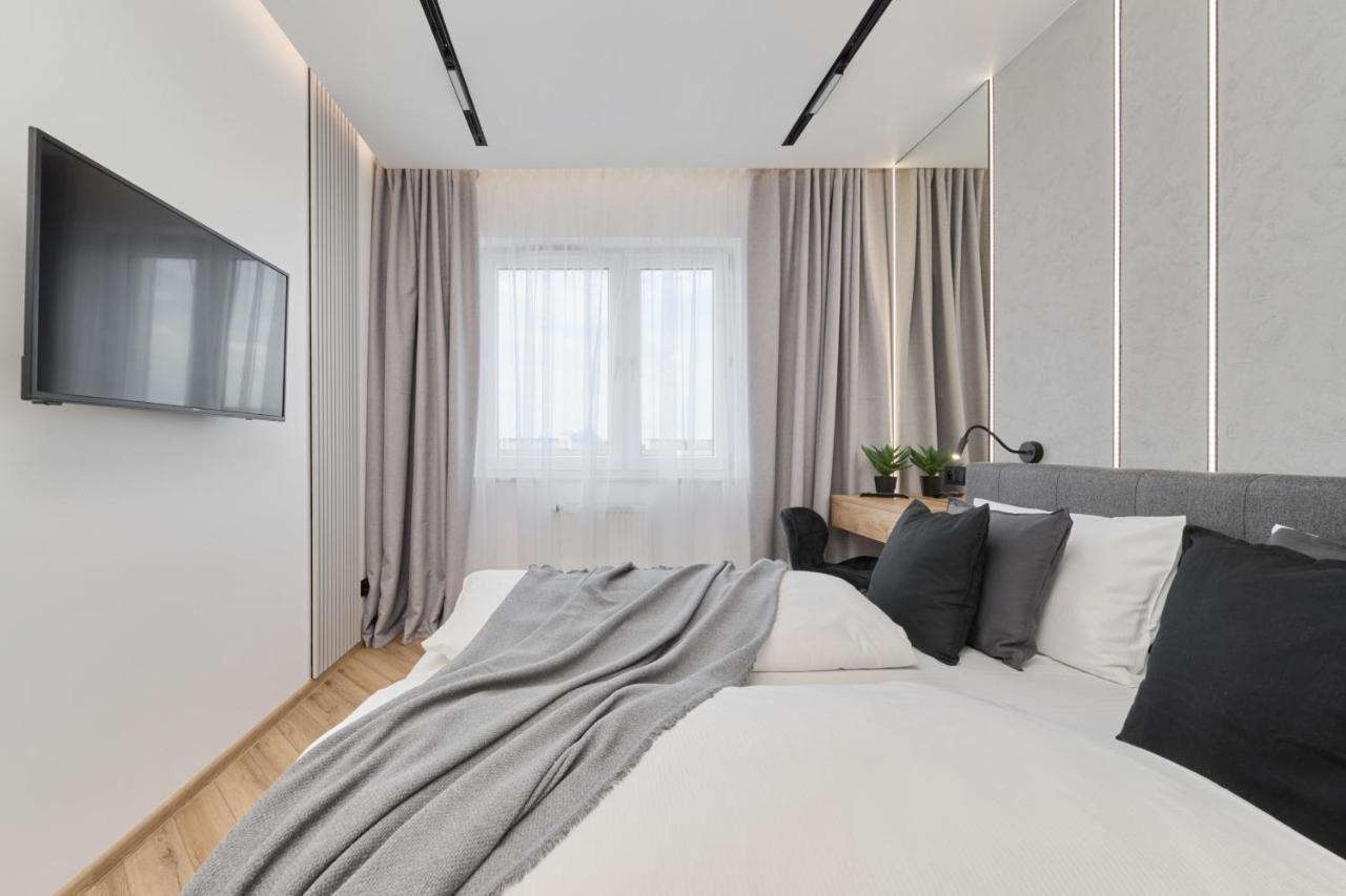 Exclusive Apartment With Balcony & Parking Wroclaw By Renters Prestige Ngoại thất bức ảnh